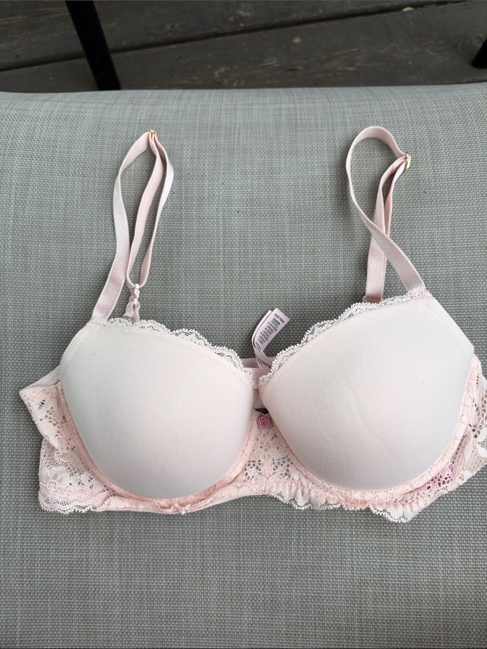 Victoria's Secret Pale Pink Lace Trim Dream Angels Unlined Demi